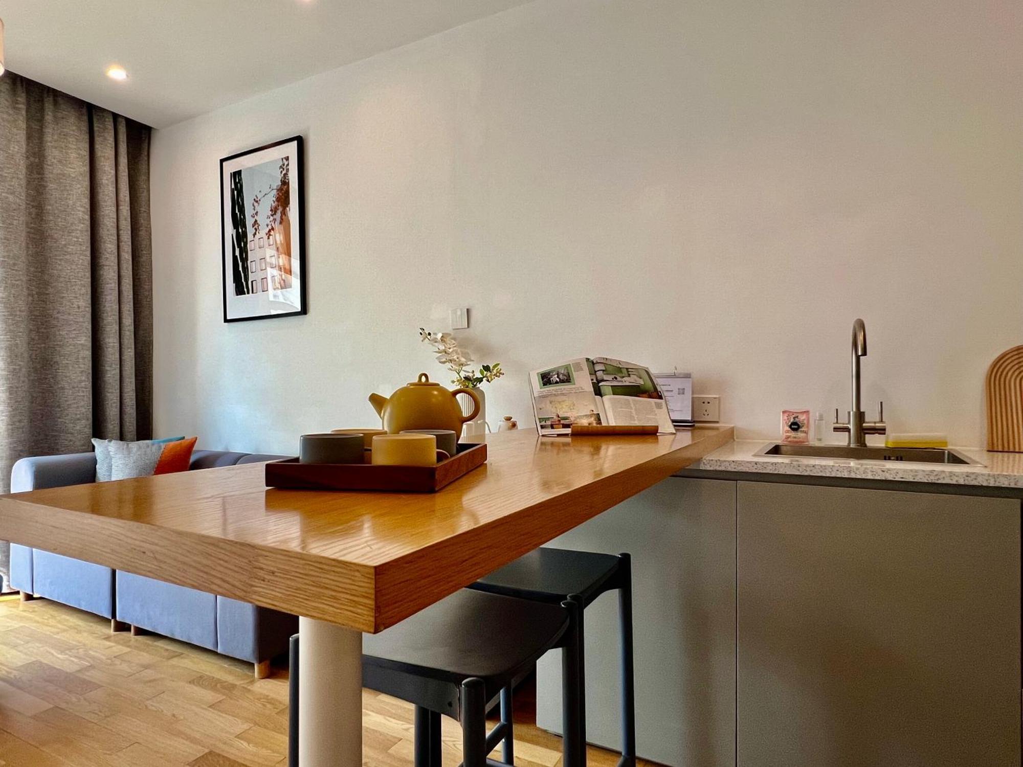 Base-Shanghai Suhe Serviced Apartment, Near East Nanjing Road & People'S Square Exterior photo